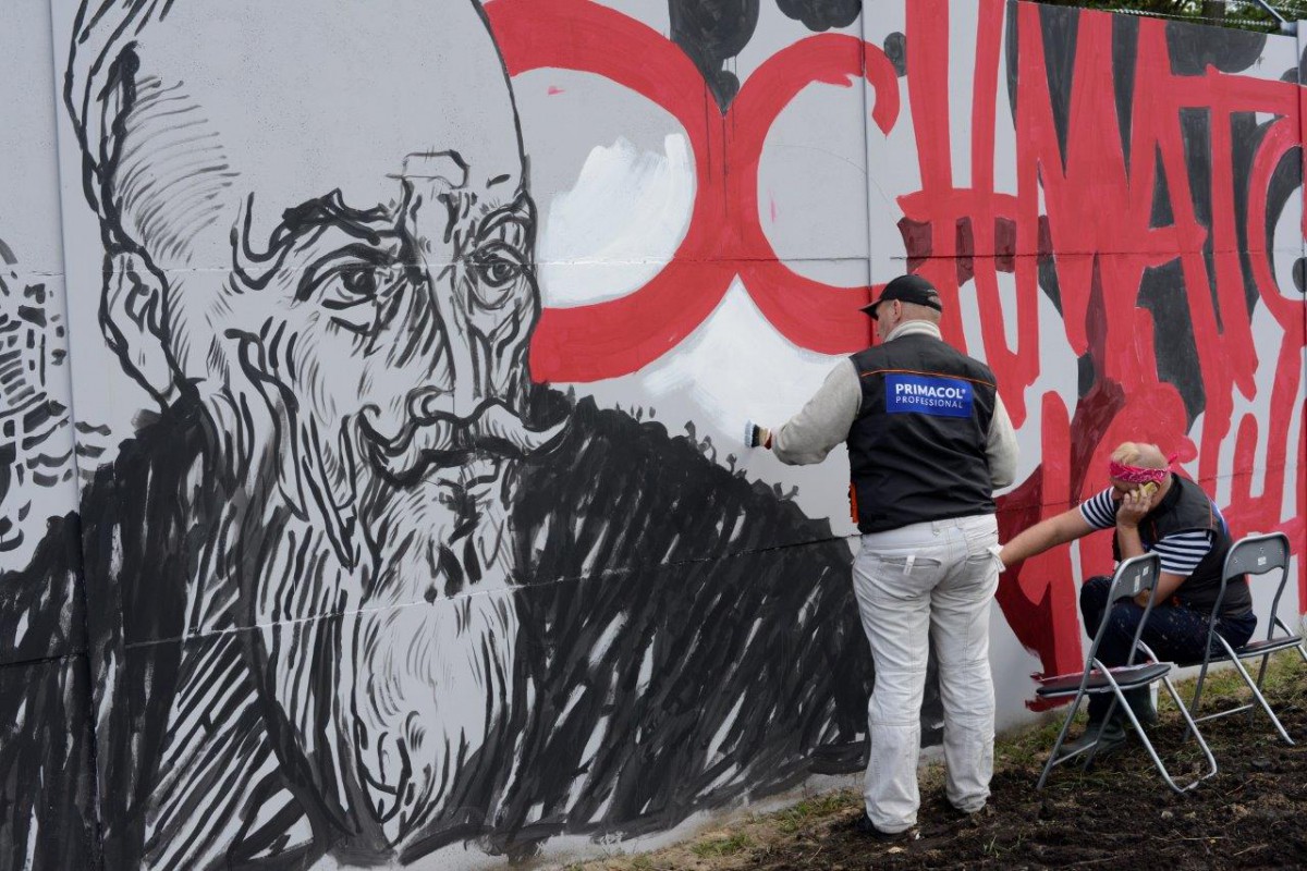 Największy mural historyczny w Europie z farb marki Primacol