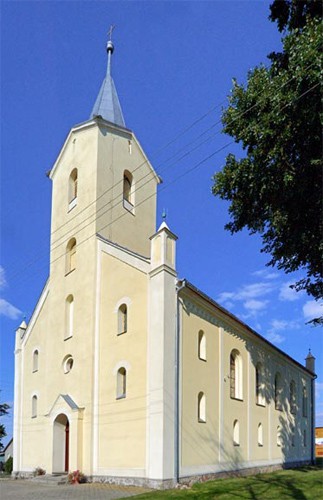 Kościół pw Wszystkich Świętych w Strzelcach, fot. Sigma