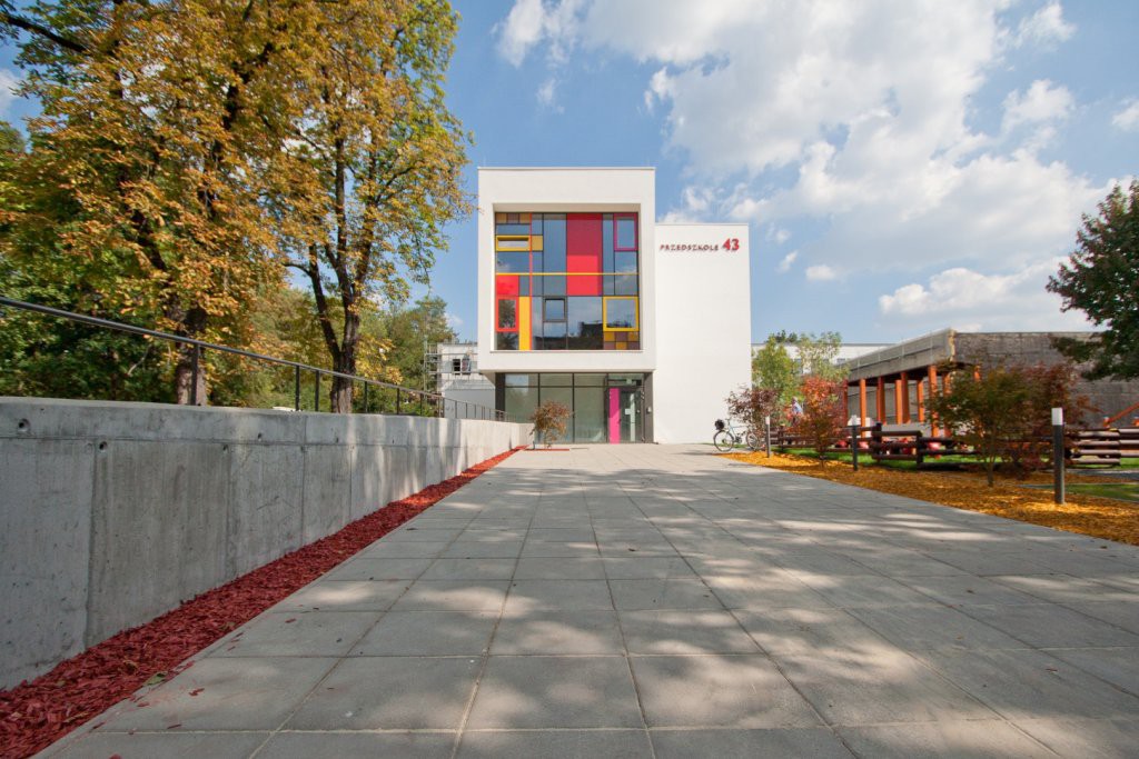 Przedszkole nr 43 w Zabrzu – finalista Baumit Life Challenge 2020 w kategorii „budynek po termomodernizacji”. Fot. Baumit