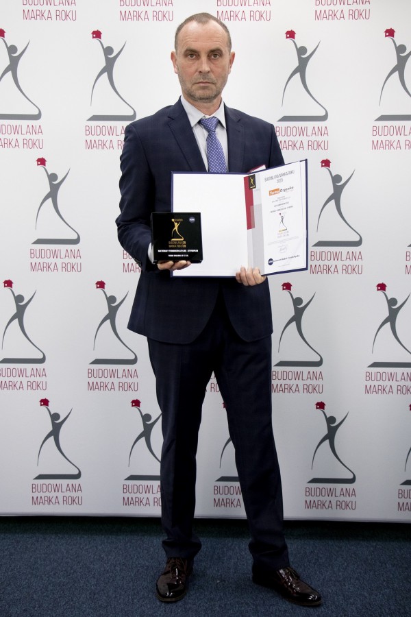Marek Juszczyk, dyr. regionalny regionu łódzkiego ze złotą statuetką Budowlanej Marki Roku, fot. ASM