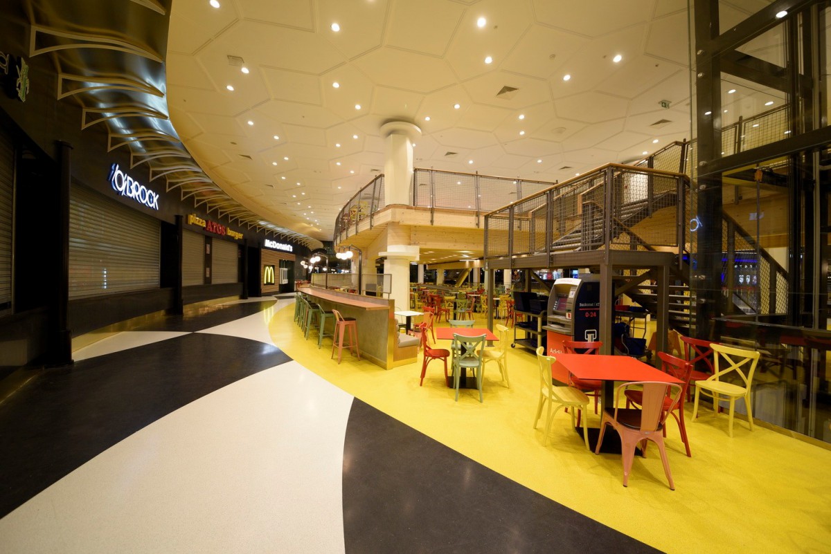 Belgrade Plaza Big Fashion Belgrade Mondeco fot. Flowcrete