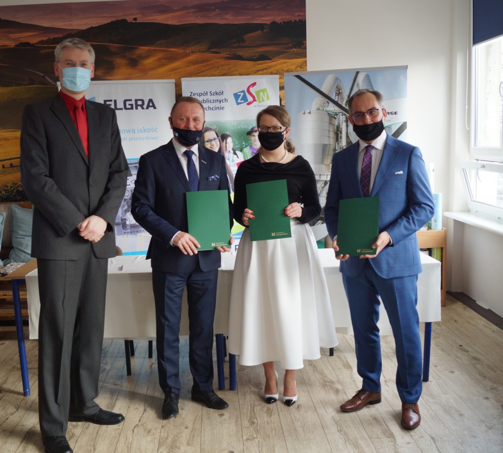Lafarge Elgra klasa patronacka od L. Przemysław Roszek Waldemar Smoliński Renata Koszczewska–Smutek Marek Michalski. Fot. Lafarge