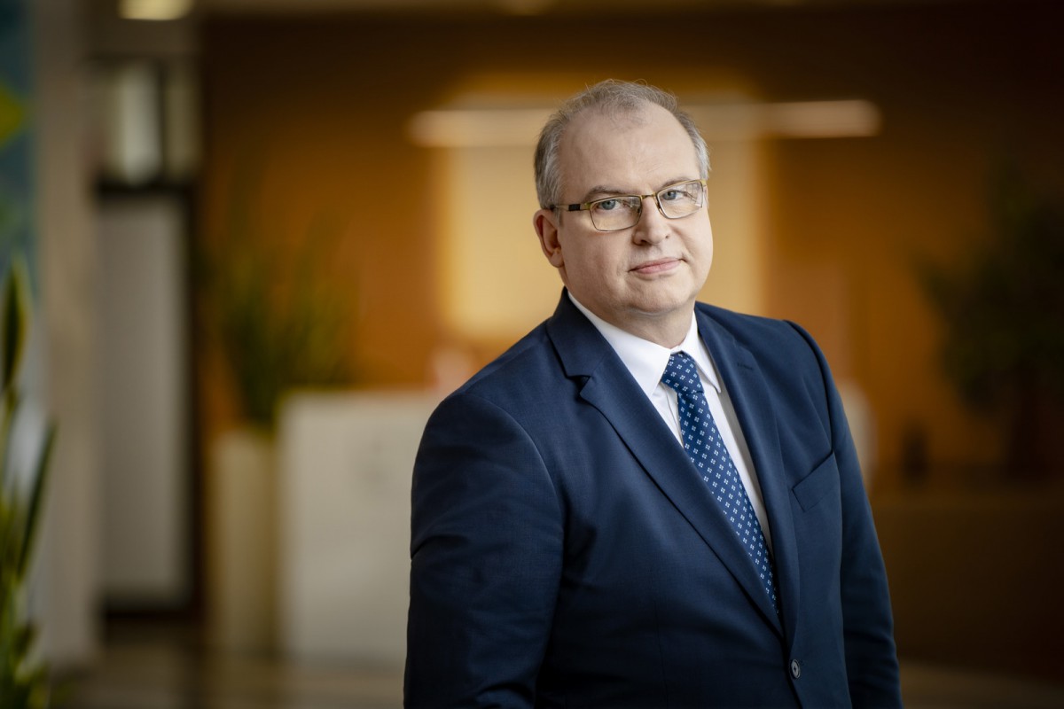 Grupa Selena kontynuuje wzrosty