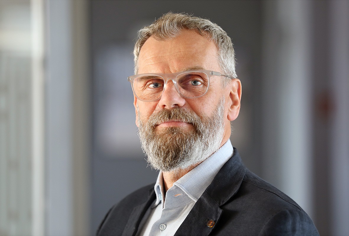 Piotr Jakóbczak, dyrektor sprzedaży Flowcrete & Vandex w firmie Tremco CPG Poland. Fot. Flowcrete