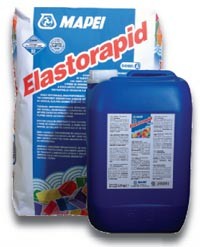 Montaż oraz spoinowanie mozaiki szklanej w technologii Mapei