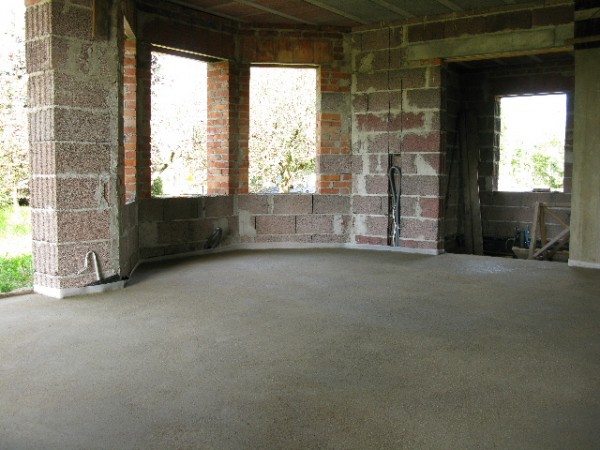 9.Gotowa posadzka