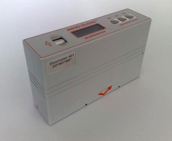Wielokątowy połyskomierz analogowy