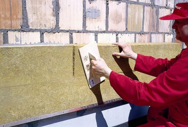 Nowa płyta izolacyjna FASROCK LL – lepsza lambda, lepsza lamela