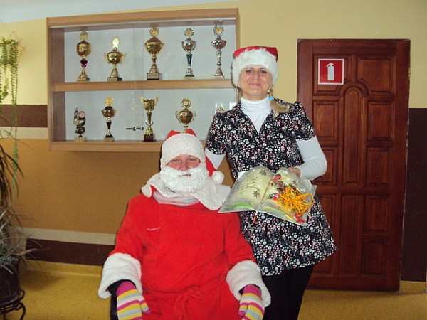 Alpol rozdaje prezenty