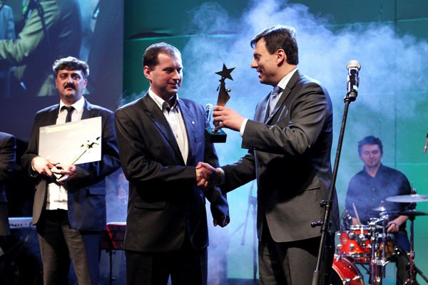 Malarz Roku 2010 - Przekazanie statuetki Malarza Roku