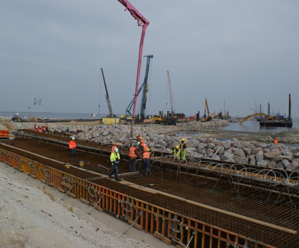 CEMEX dostarczy beton do budowy falochronu na Bałtyku