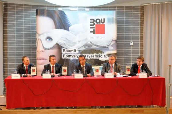 Konferencja prasowa rozpoczynająca uroczyste otwarcie zakładu produkcyjnego, fot. Baumit