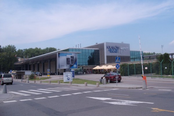 Parking wielopoziomowy przy lotnisku Balice w Krakowie w technologii Weber Deitermann