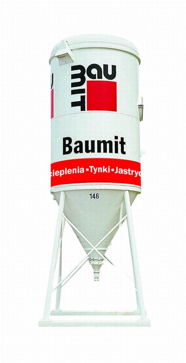 Silos ułatwiający magazynowanie tynku, fot. Baumit