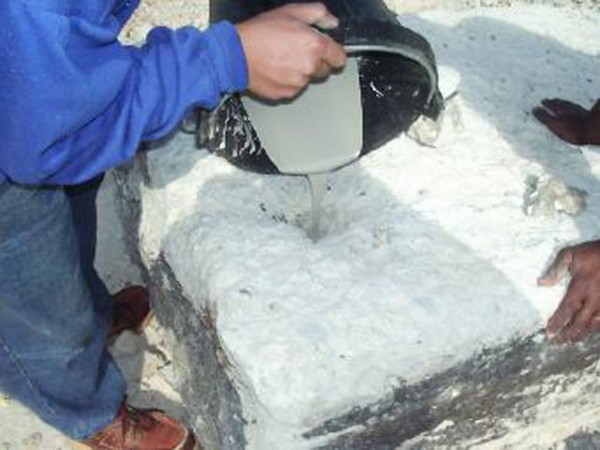 MAXDINAMIT CEMENT - dynamit w zaprawie