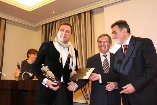 Arkadiusz Gąsiorek w trakcie VIII Gali Buildera Fot. Builder