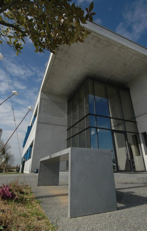 Fot. Lafarge, Beton architektoniczny stanowi ozdobę fasad i wnętrz nowoczesnych budynków