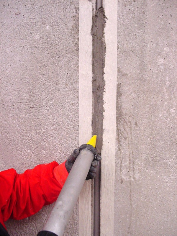 MAXJOINT ELASTIC - Elastyczna zaprawa do dylatacji