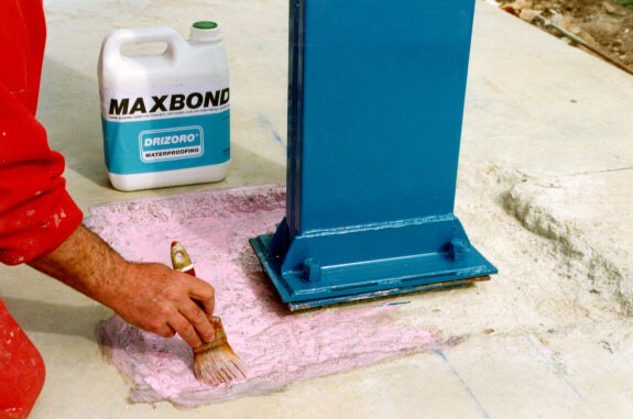 MAXBOND - Do spajania warstw betonu i nie tylko