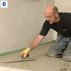 6 Po wygładzeniu powierzchni zaprawę jastrychową należy zagęścić i zatrzeć.