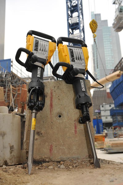 Młoty wyburzeniowe DeWALT