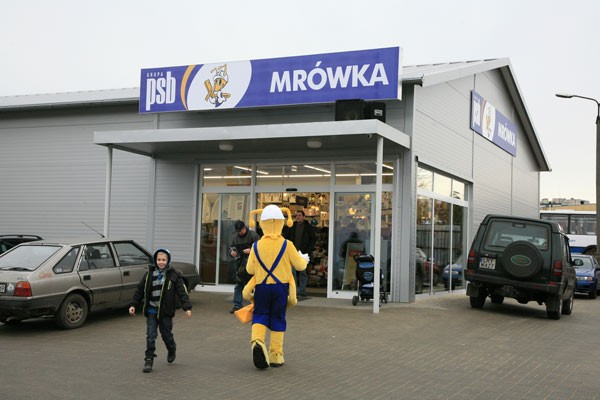 Nowy sklep Mrówka w Rykach