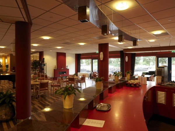 Wykańczanie ścian w branży HoReCa. Farby do zadań specjalnych marek Sigma Coatings i Dekoral Professional