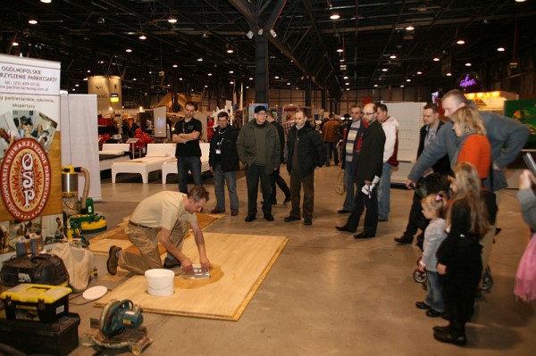 Ogólnopolskie Stowarzyszenie Parkieciarzy na targach SIBEX 2012