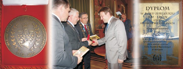 Adam Kapałka, Dyrektor MELLE Kraków odbiera nagrodę
