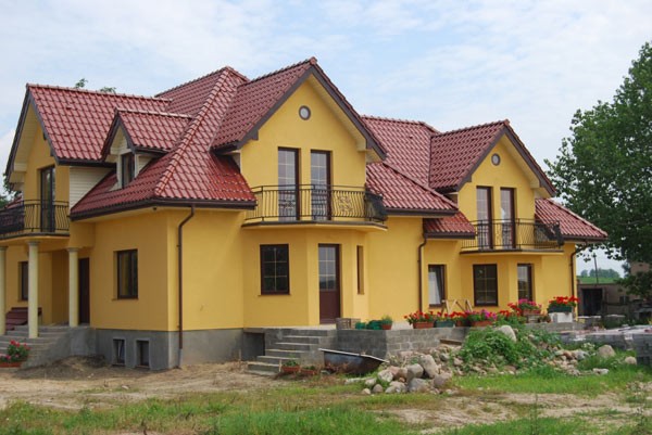 Wybierając tynk nie powinniśmy kierować się kolorem, fot. Lakma SAT