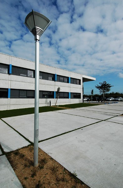 Fot. Lafarge. Cement Specjal – doskonały na podjazdy
