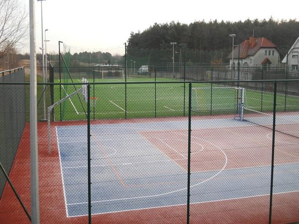 2. Gotowe obiekty sportowe z podłożem keramzytowym w Bogucinie.