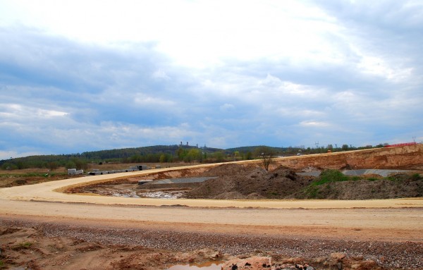 Fot. Lafarge. Stabilizacja obwodnicy Kielc wykonana przez firmę Budar.