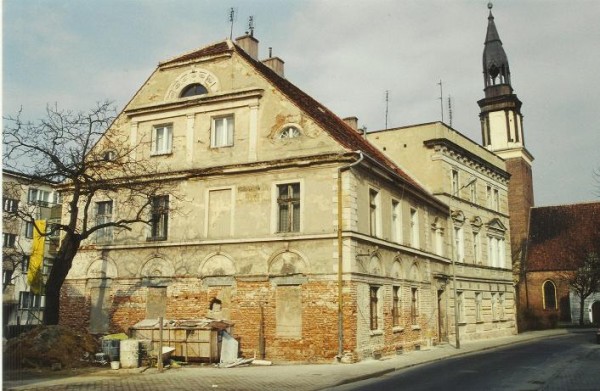 Obiekt przed renowacją.