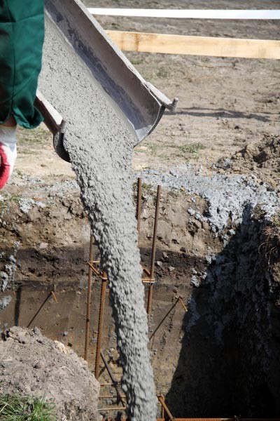 Fot. Lafarge. Aby uodpornić beton na mróz celowo się go napowietrza