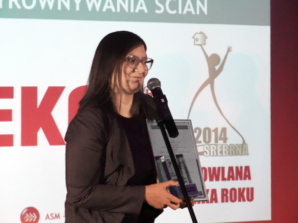 Cekol - nagrodę odbiera Justyna Pokrzywnicka