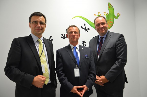 Andrey Chichagov - Managing Director East Europe Region, Wiesław Woźny - Managing Director Bostik Poland oraz Roland Albers - Senior Vice President Europe, Fot. JK