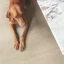 Soft minimalism podbija trendy wnętrzarskie. Sprawdź, jak wprowadzić go do swojego domu!
